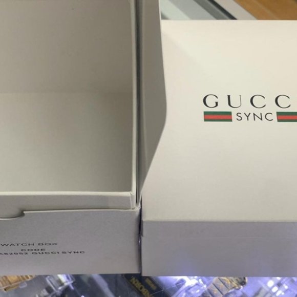 NEW!! GUCCI WHITE 46MM MEN'S WATCH! W/ BOX!! - Picture 6 of 6